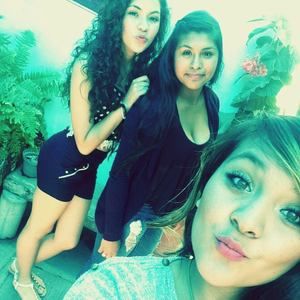 Meet your Posher, Corazon