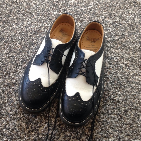 TRADED Dr. Martens Wingtips