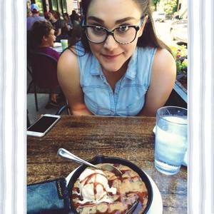 Meet your Posher, Christine