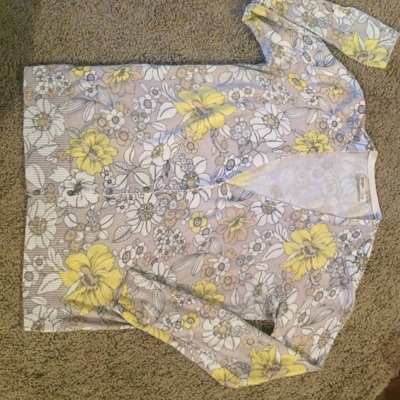 Large floral print sweater