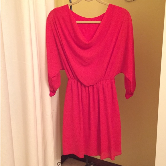 💋Gorgeous Long Sleeve Red Dress 💋