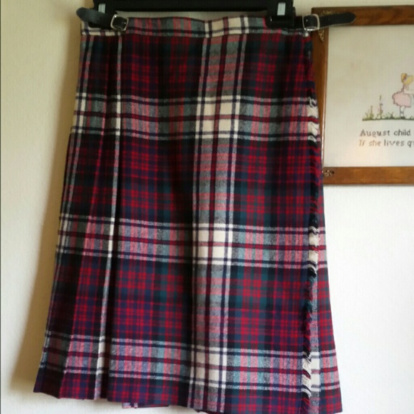 Authentic Scottish Kilt - Picture 2 of 4
