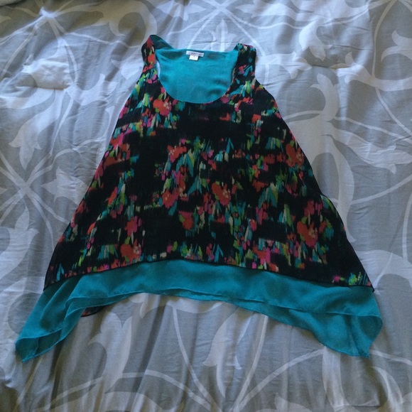 Xhilaration Multicolor Top!! 💜😍💙