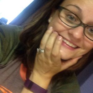 Meet your Posher, Alexandra