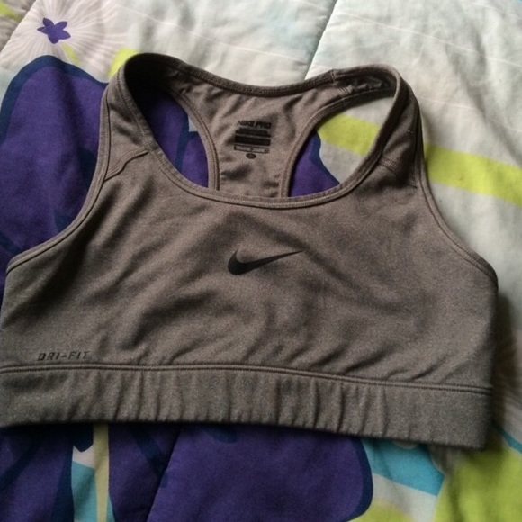 Nike Pro Sports Bra