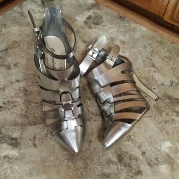 Shoes - Silver Statement Heels