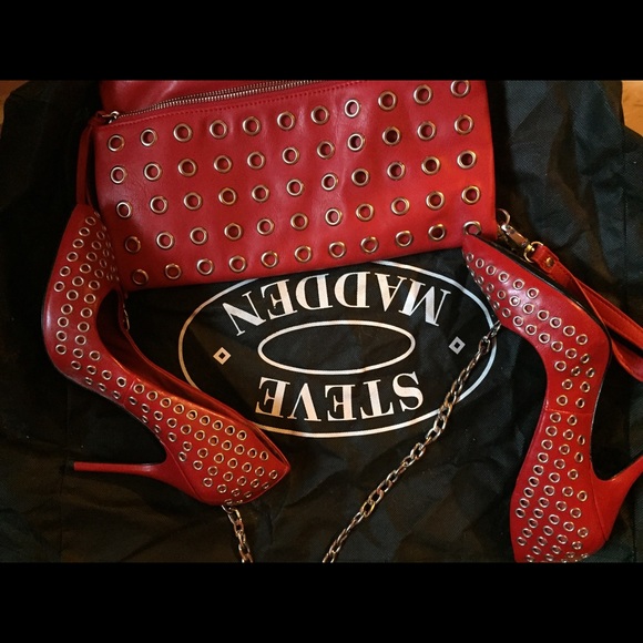 Steve Madden pumps with clutch