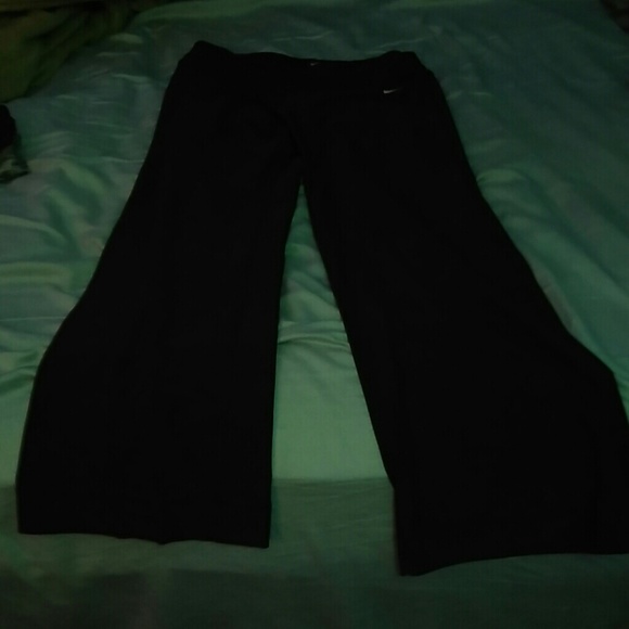Nike yoga pants