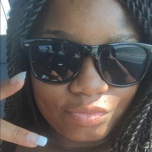 Meet your Posher, Brianna