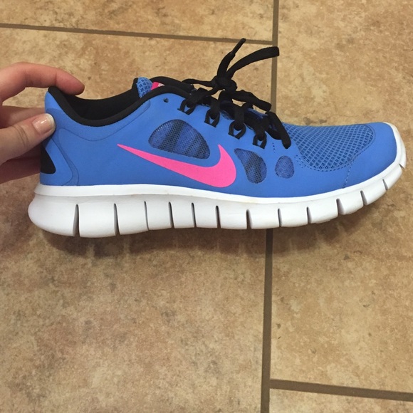 Nike Shoes - Nike free runs - worn once! Perfect condition