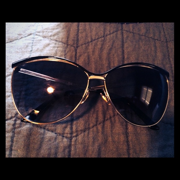 SOLD - Picture 1 of 2