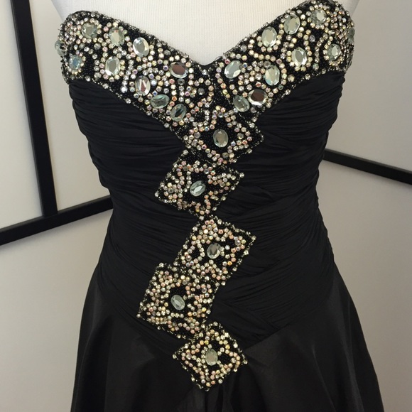 Make an offer! Black Prom dress - Picture 2 of 4