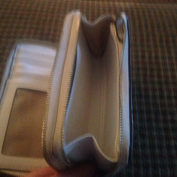 Wallet - Picture 3 of 3