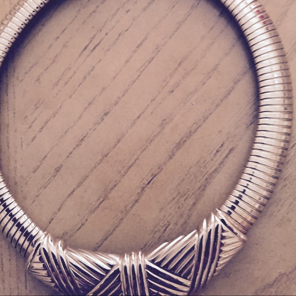 Costume gold necklace