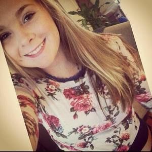 Meet your Posher, Lydia