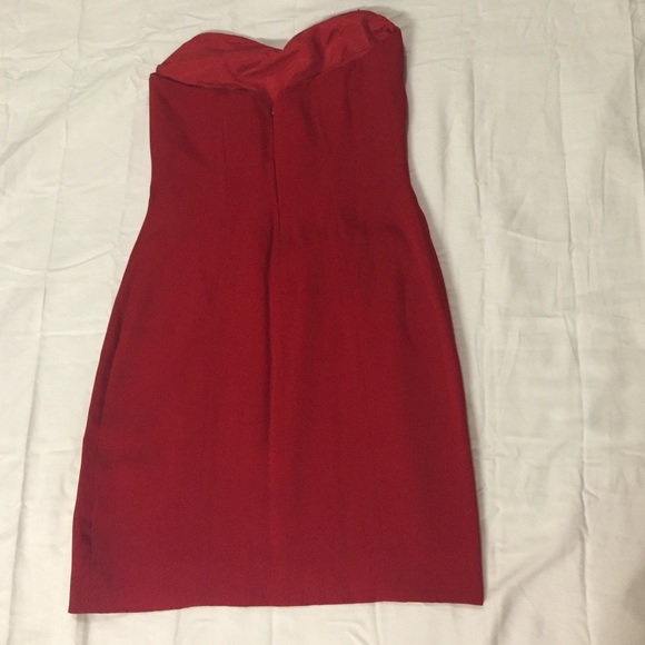 SOLD Size 2 Anne Klein red dress - Picture 4 of 4