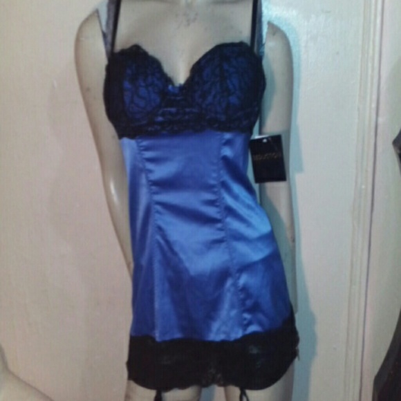 Blue silky spandex/black lace garter lingerie