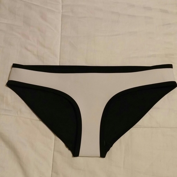 Authentic Triangl Swim bottom.