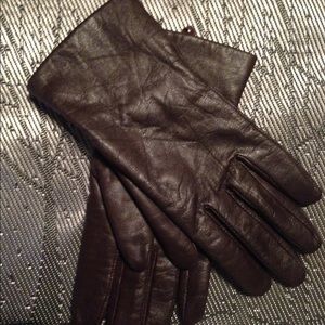 Genuine brown leather gloves