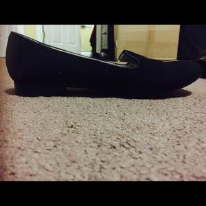 Steve Madden Black suede flats