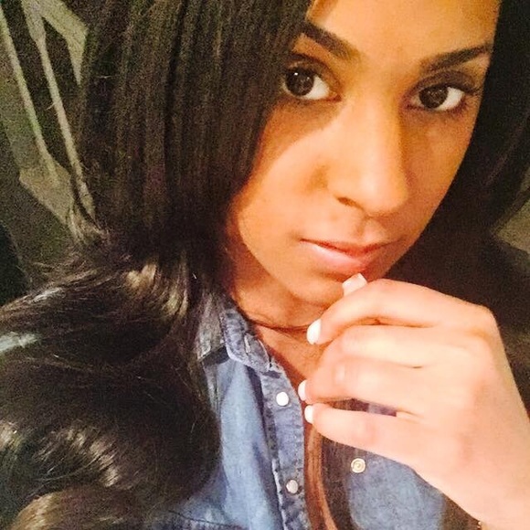 Meet your Posher, Ashley