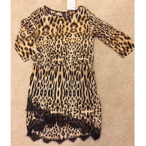 Safari Dress with lace detail
