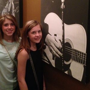 Meet your Posher, Madison