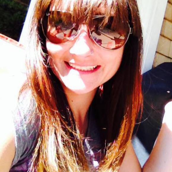 Meet your Posher, Heidi - Picture 1 of 1