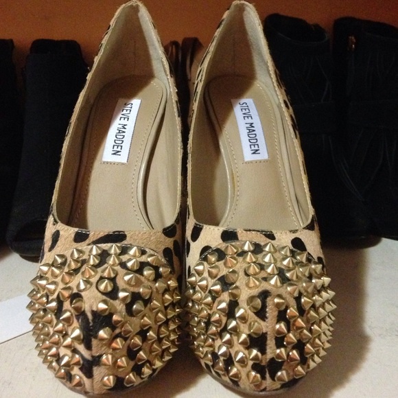 New size 5 nothing wrong without box