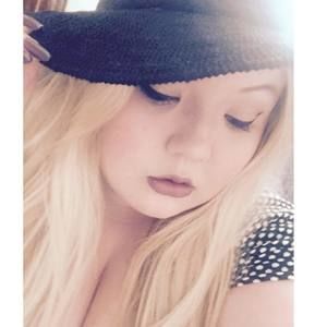 Meet your Posher, Julianna