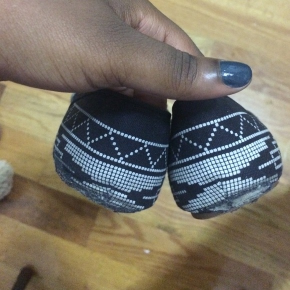 Printed Flats - Picture 2 of 3