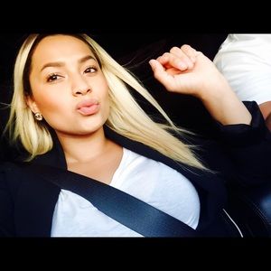 Meet your Posher, Jocelin