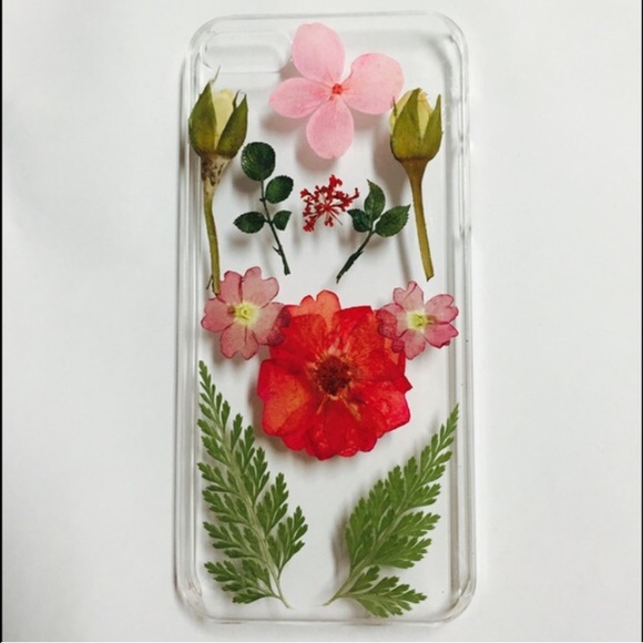 Urban Outfitters Accessories - iPhone 5/5s Pressed Flower Phone Case