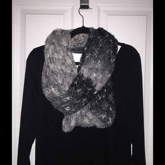 Infinity Scarf.