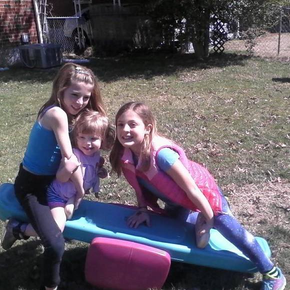 Meet your Posher, Danielle - Picture 1 of 1