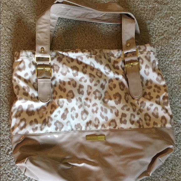 Classy bag!