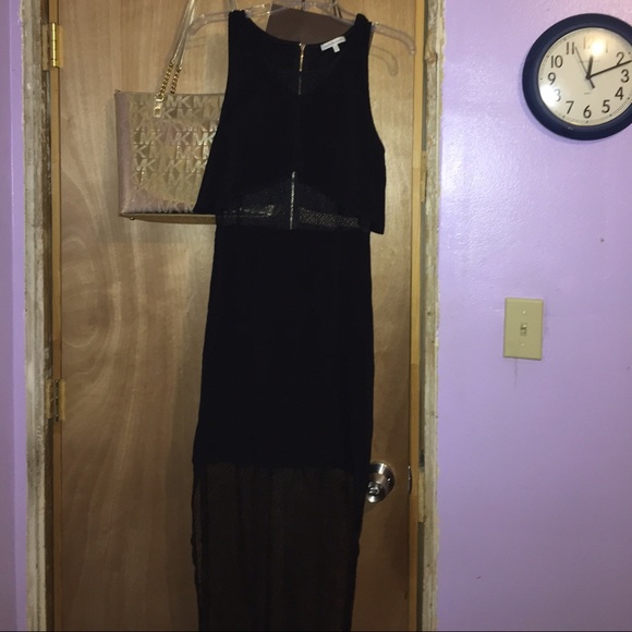 Black dress - Picture 3 of 3