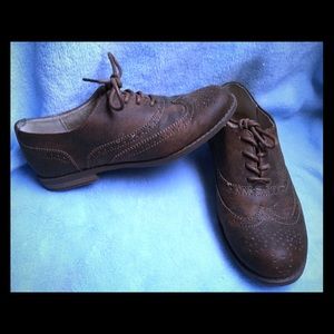 Girl Oxfords