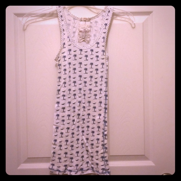 Hollister tank