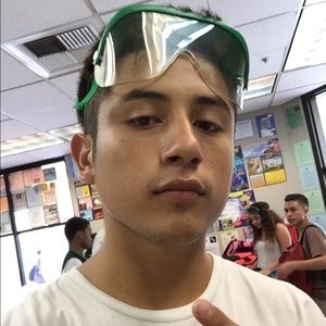 Meet your Posher, Leonel