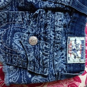 Authentic True Religion bandana print shorts