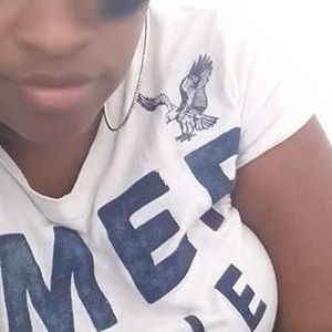 Meet your Posher, Damika