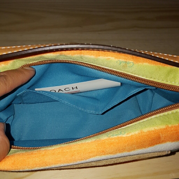 Mini Coach handbag - Picture 3 of 4