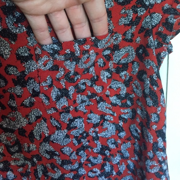 H&M Blouse - Picture 2 of 4