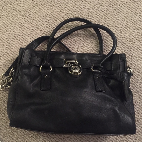 Small Michael Kors Hand Bag