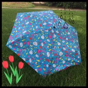 2@ Betsey Johnson Compact umbrella☔