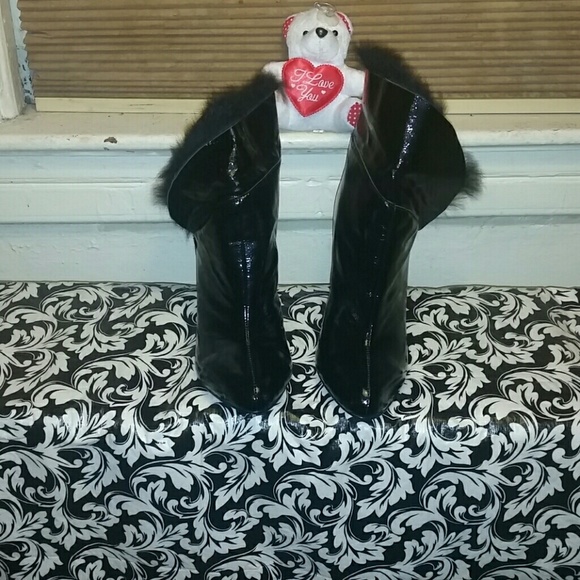 SeXy Black Patent Leather Boots w/FuR Trim Size 8M - Picture 2 of 4