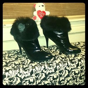 SeXy Black Patent Leather Boots w/FuR Trim Size 8M
