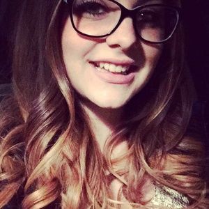 Meet your Posher, Ally