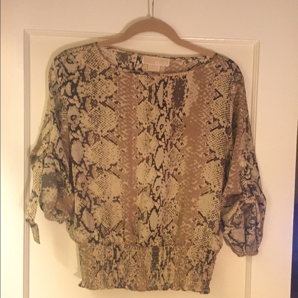 Michael Kors Top in Khaki Snake Print - Picture 1 of 4